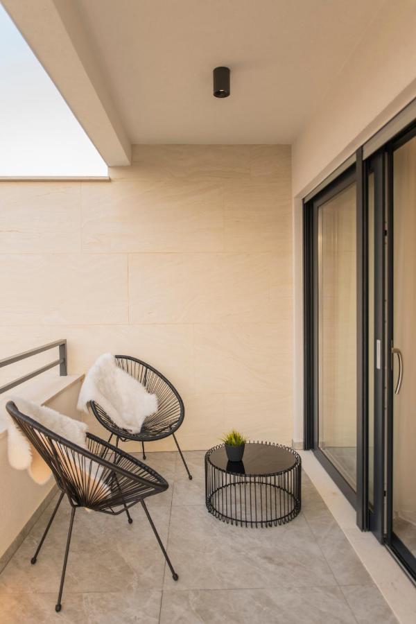 Villa Magna Luxury Apartments Murter Esterno foto