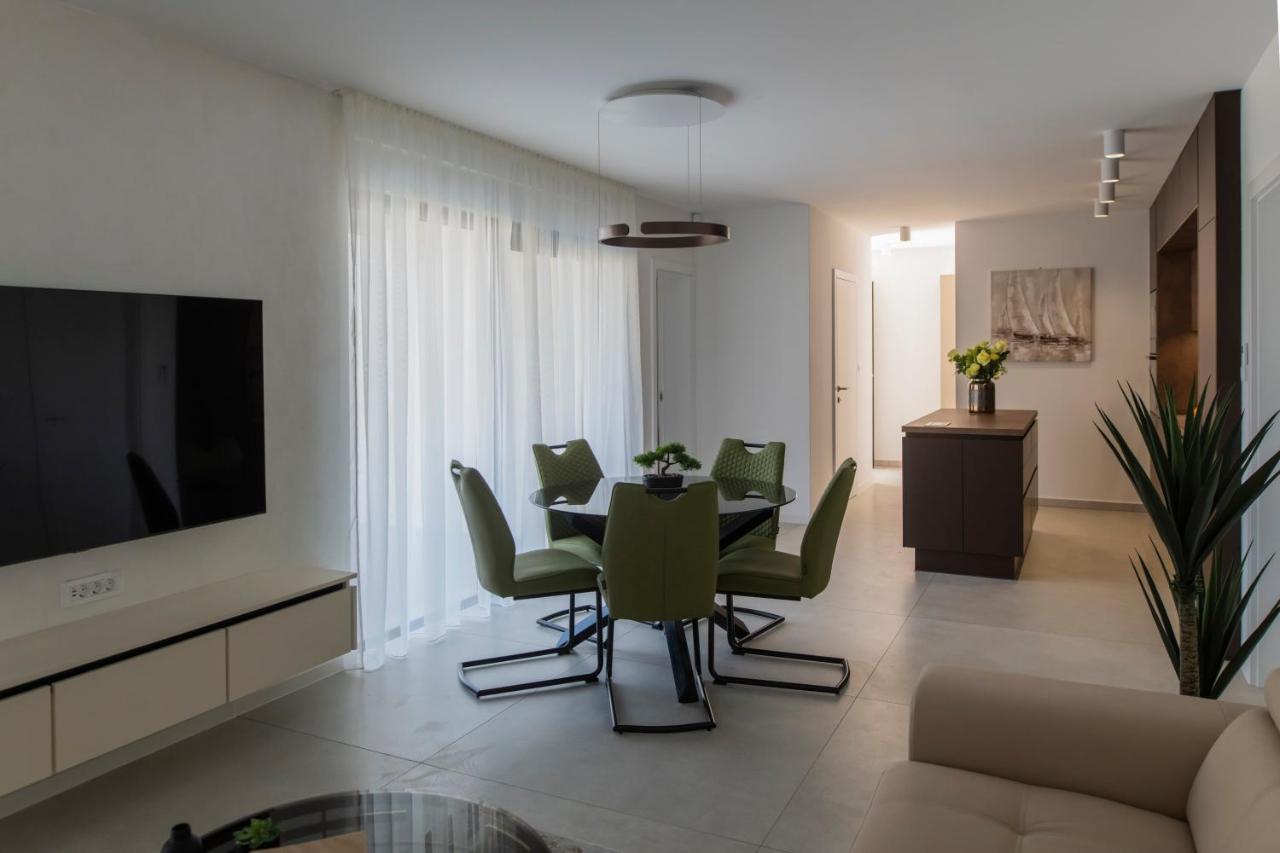 Villa Magna Luxury Apartments Murter Esterno foto